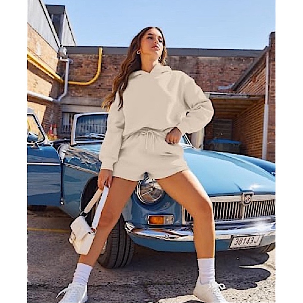 NWT  Anrabess 2 Piece Lounge outfit( Hoodie+ Shorts)